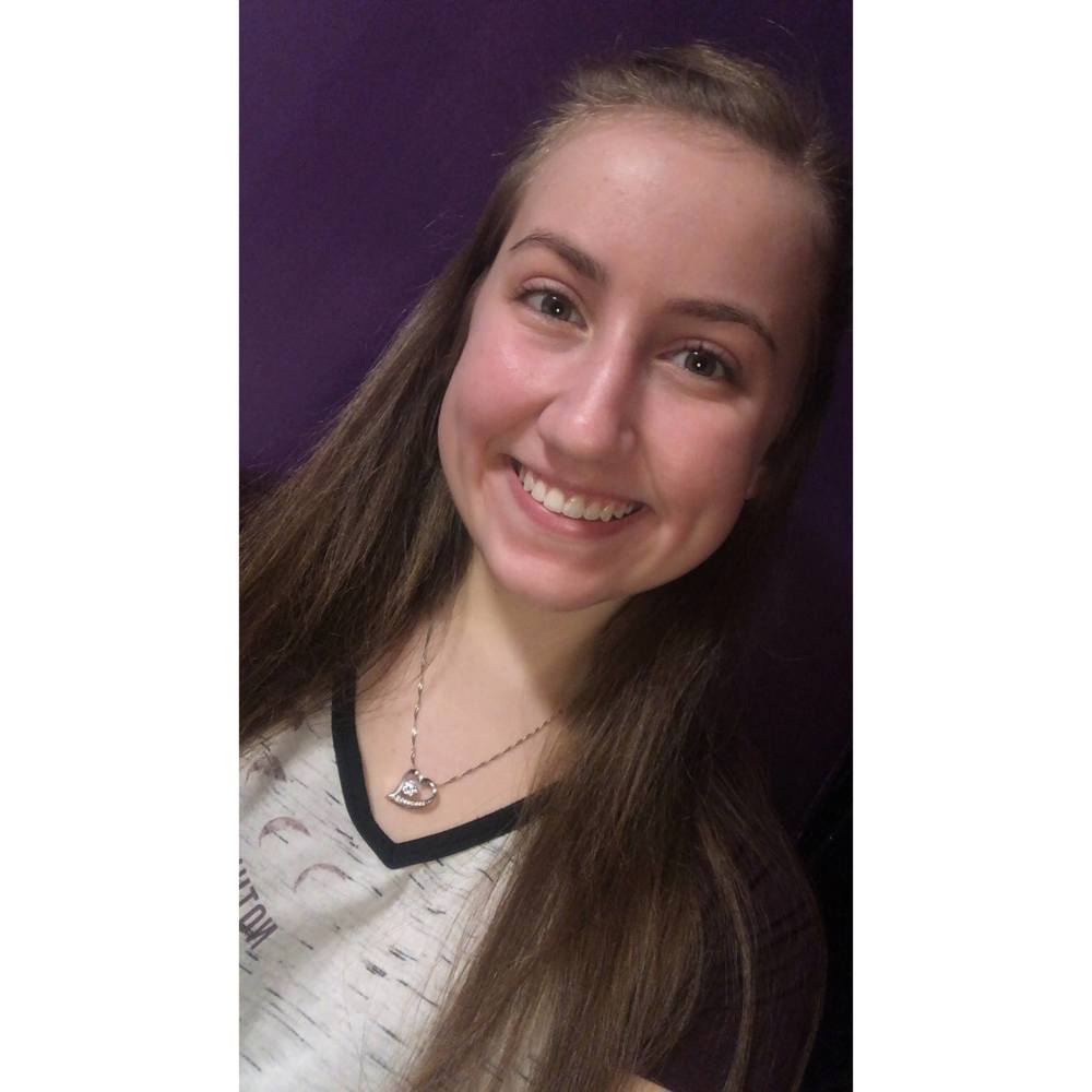 Meet your Posher, Abigail